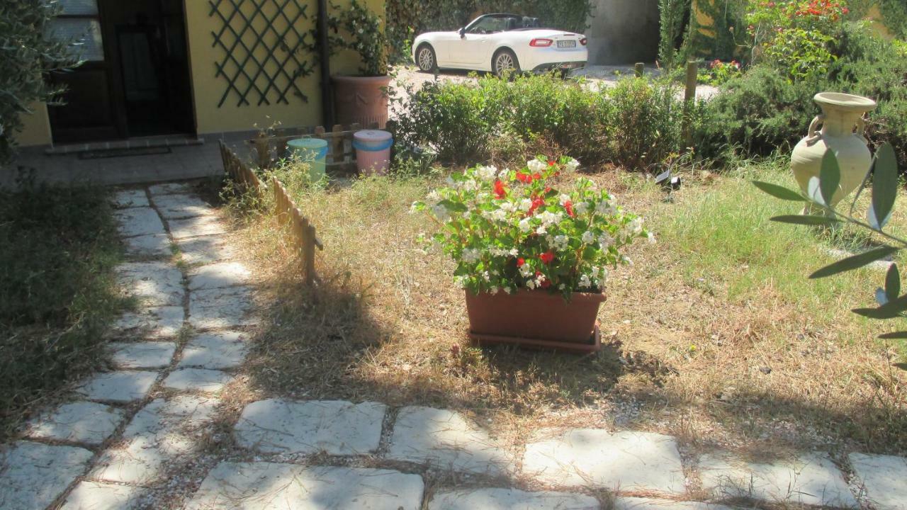 אסיסי Relais"La Cappuccina" Rooms&Apartments מראה חיצוני תמונה